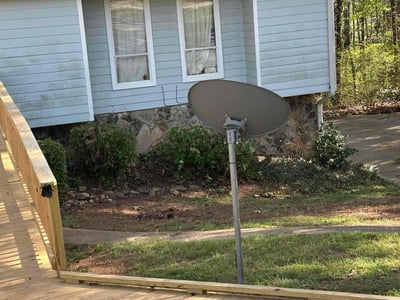 Lawn care service in Snellville, 30039