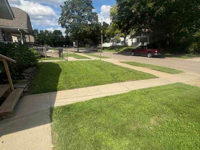 Lawn care service in Akron, 44305