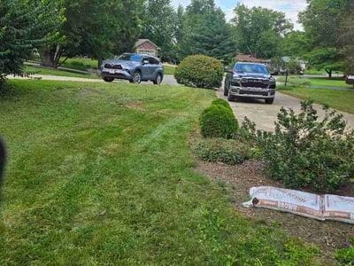 Lawn care service in Greenwood, 46142