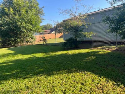 Lawn care service in Easley, 29640