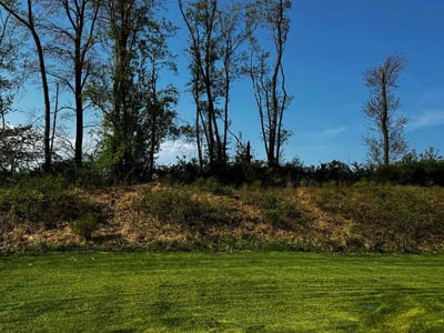Lawn care service in Wexford, 15090