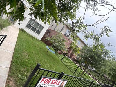 Lawn care service in Fort Worth, 76114