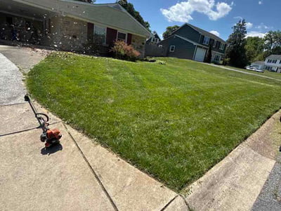 Lawn care service in Bowie, 20715
