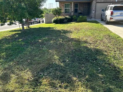 Lawn care service in San Antonio, 78245
