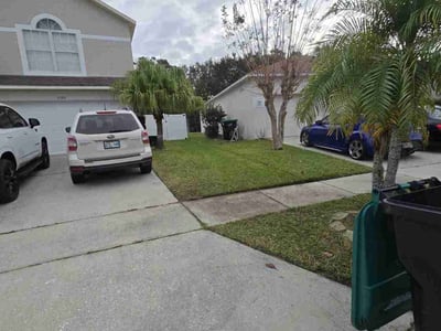 Lawn care service in Orlando, 32825