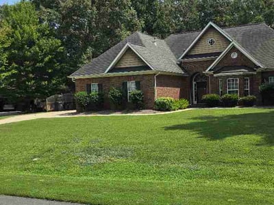 Lawn care service in Monroe, 28110