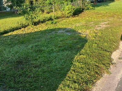 Lawn care service in Jacksonville, 32210