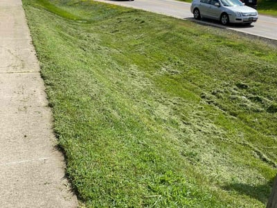 Lawn care service in Waukee, 50263