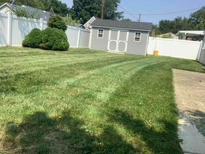 Lawn care service in Willingboro, 08046