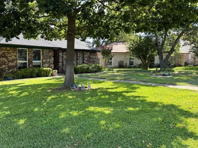 Lawn care service in Frisco, 75034