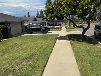 Lawn care service in Redlands, 92373