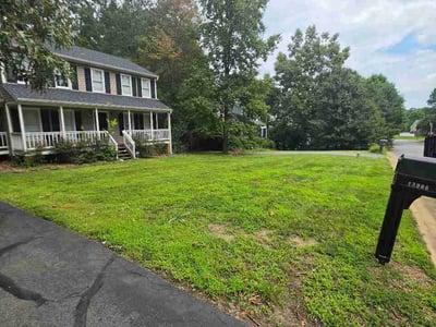 Lawn care service in Midlothian, 23112
