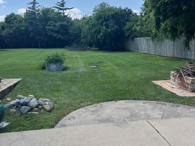 Lawn care service in Lombard, 60148