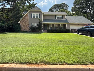 Lawn care service in Decatur, 35601