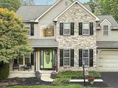 Lawn care service in Seven Valleys, 17360