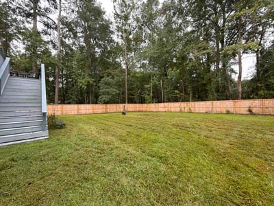 Lawn care service in Charleston, 29420