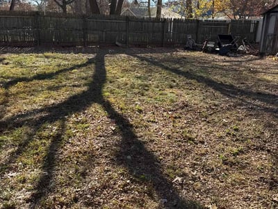 Lawn care service in Enfield, 06082