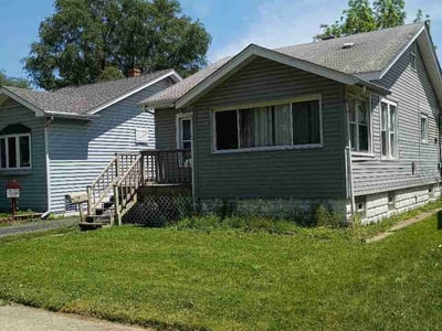 Lawn care service in Hammond, 46323