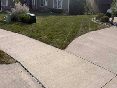 Lawn care service in Iowa City, 52245