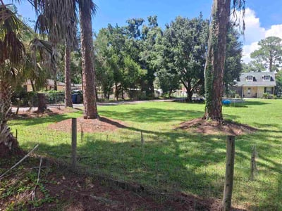 Lawn care service in Bradenton, 34208