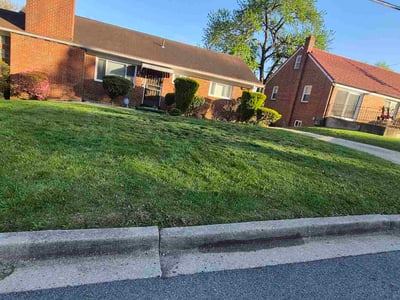 Lawn care service in Fort Washington, 20744