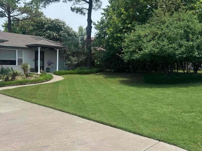 Lawn care service in Spencer, 73084