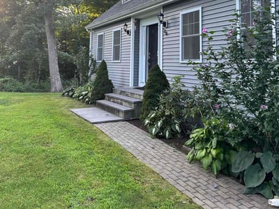 Lawn care service in Old Lyme, 06371