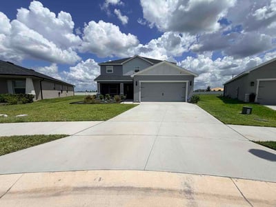 Lawn care service in Haines City, 33844