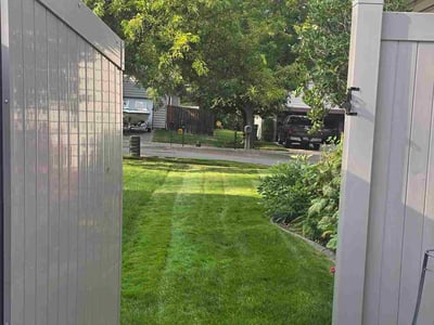 Lawn care service in Coeur d'Alene, 83815