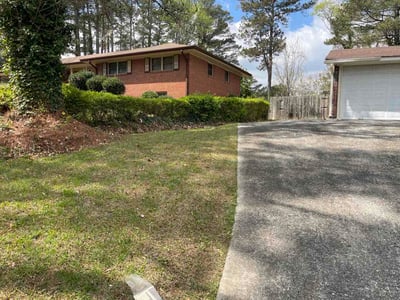 Lawn care service in Atlanta, 30331