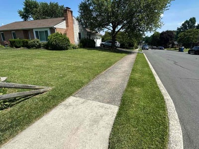 Lawn care service in Mechanicsburg, 17055