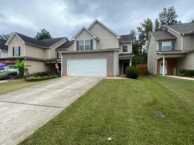 Lawn care service in Locust Grove, 30248