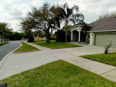 Lawn care service in Clermont, 34711