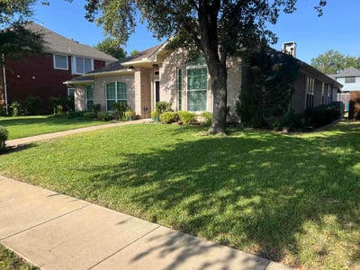 Lawn care service in Lewisville, 75067