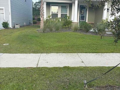 Lawn care service in Moncks Corner, 29461