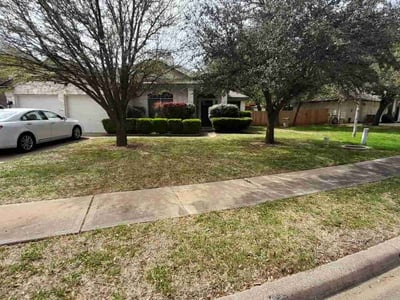 Lawn care service in Austin, 78749