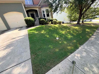 Lawn care service in Douglasville, 30135