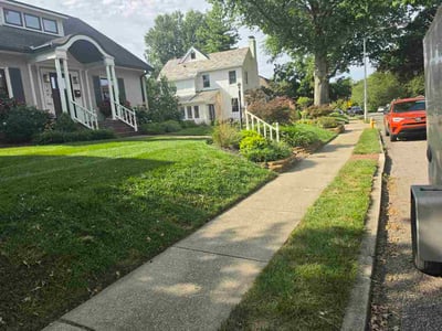 Lawn care service in Fort Thomas, 41075