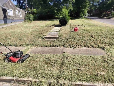Lawn care service in Memphis, 38109