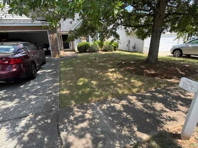 Lawn care service in McDonough, 30252