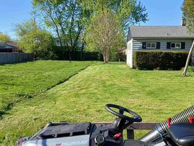 Lawn care service in Oak Creek, 53154