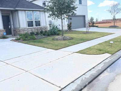 Lawn care service in Cypress, 77433