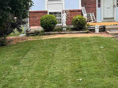 Lawn care service in Kansas City, 64138