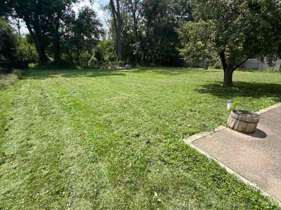 Lawn care service in Charleroi, 15022