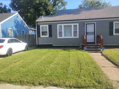 Lawn care service in Norfolk, 23513