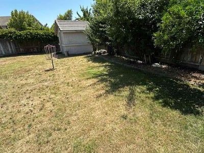 Lawn care service in , 