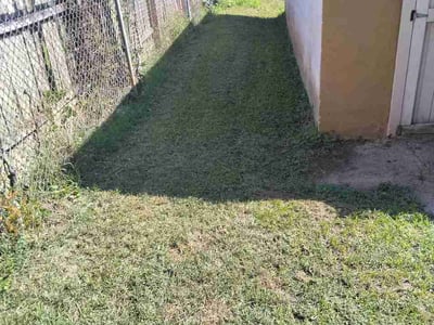 Lawn care service in Atlanta, 30318