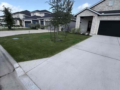 Lawn care service in Jarrell, 76537