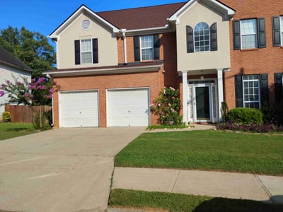Lawn care service in Atlanta, 30331