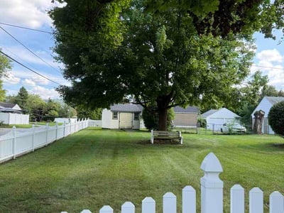 Lawn care service in Allentown, 18103